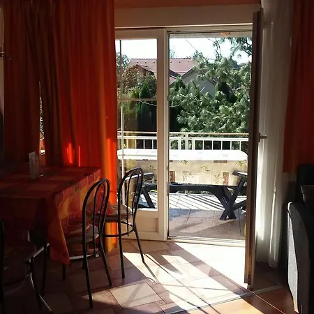 Daire Biserka Apartman *